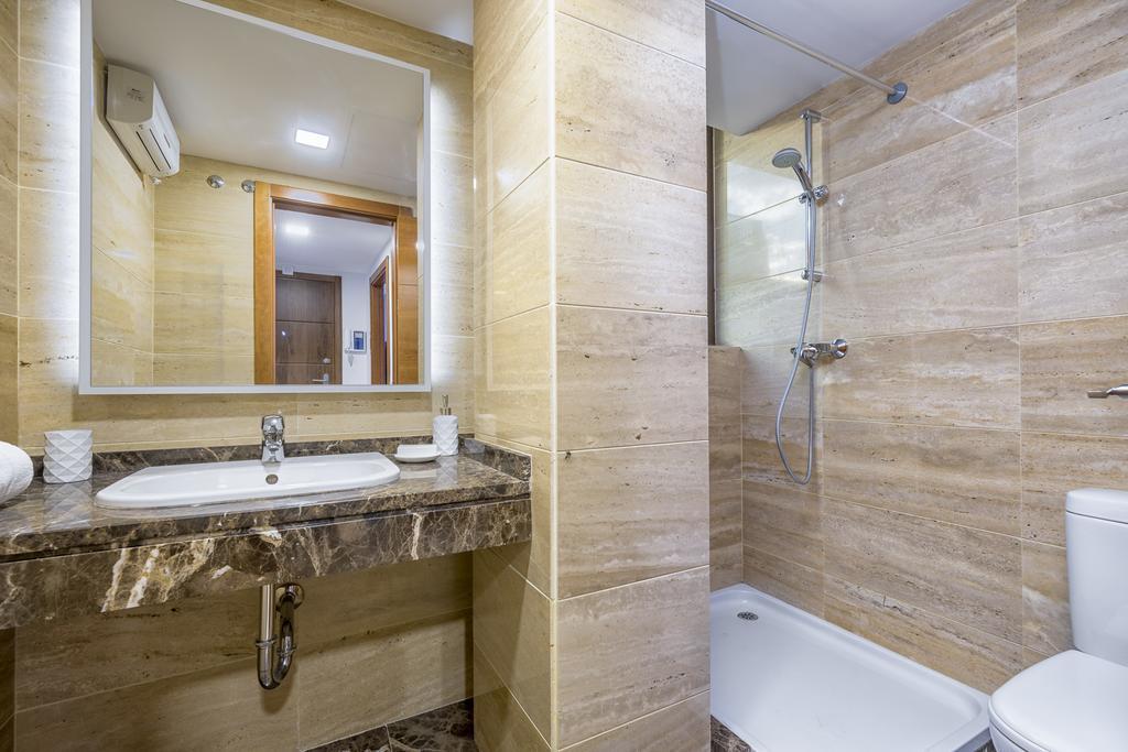 Goodplaces Larios Appartement Málaga Buitenkant foto